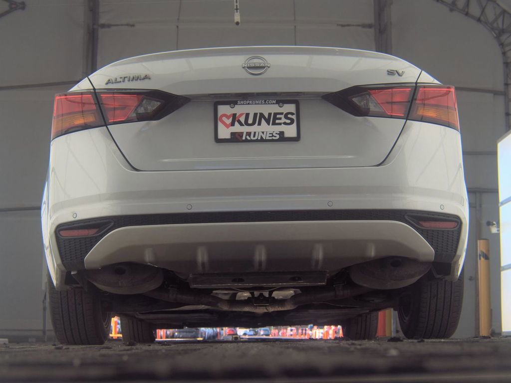 Used 2024 Nissan Altima 2.5 SV image 8