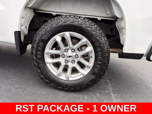 Used 2025 Chevrolet Silverado 1500 RST w/ Z71 Off-Road Package AWD/4WD image 10
