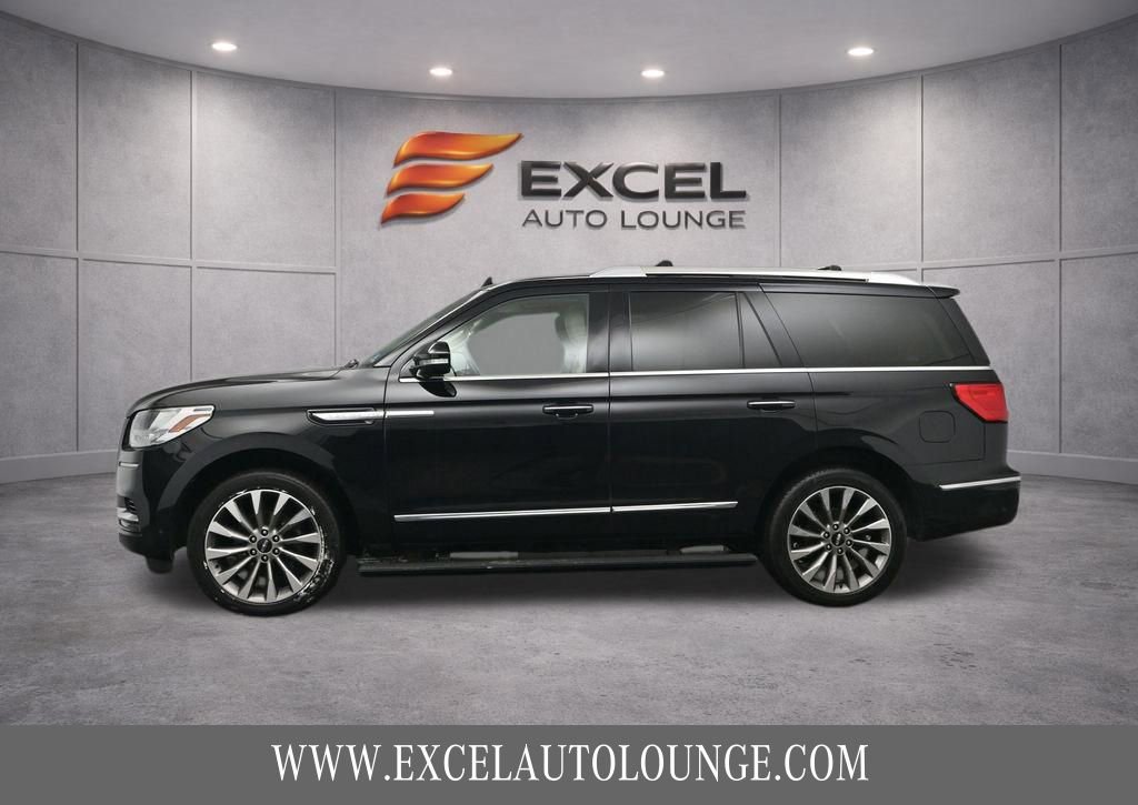Used 2020 Lincoln Navigator Reserve w/ Cargo Convenience Package AWD/4WD image 3