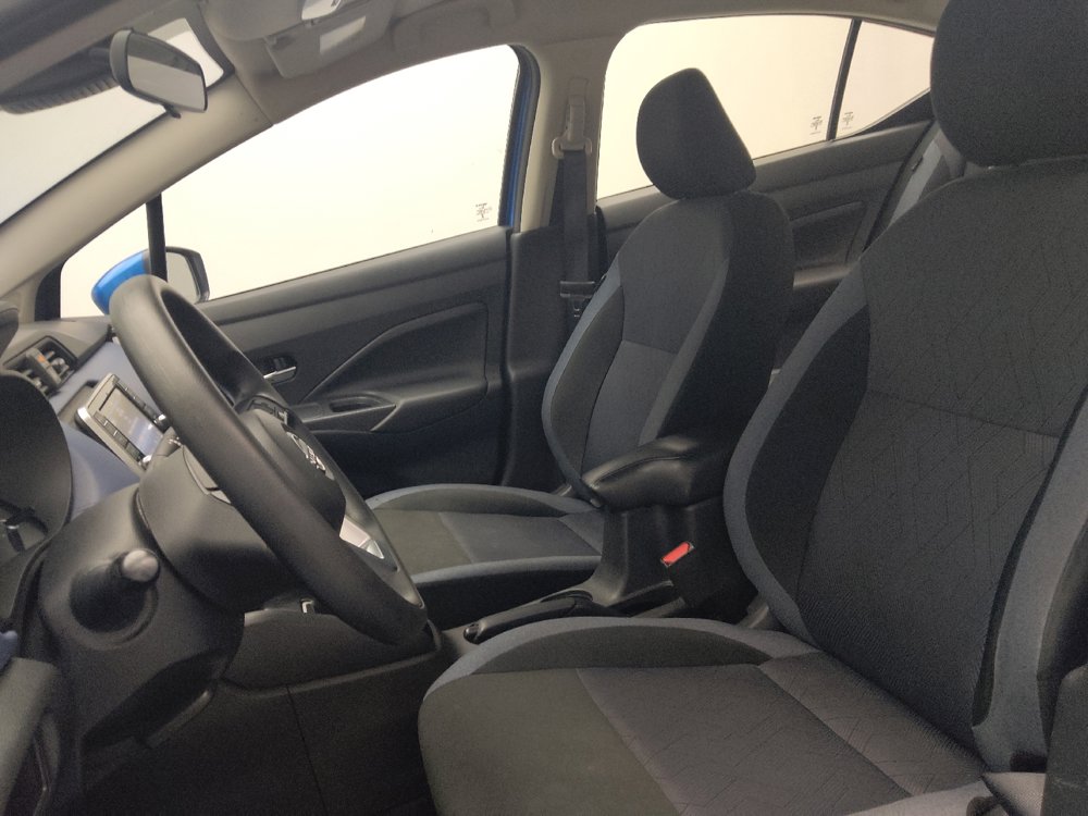 Used 2024 Nissan Versa SV FWD image 17