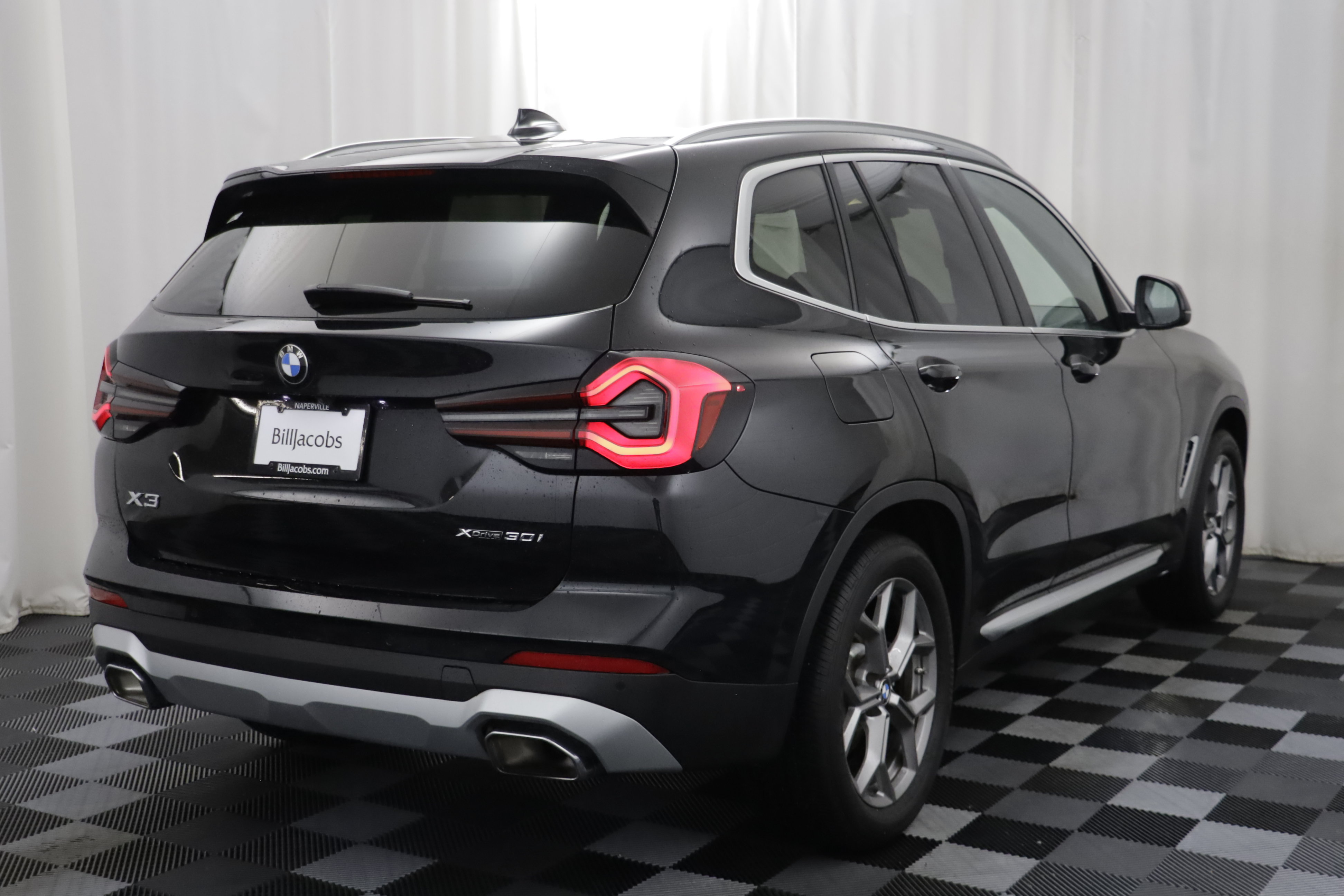 Used 2024 BMW X3 xDrive30i w/ Convenience Package AWD/4WD image 16
