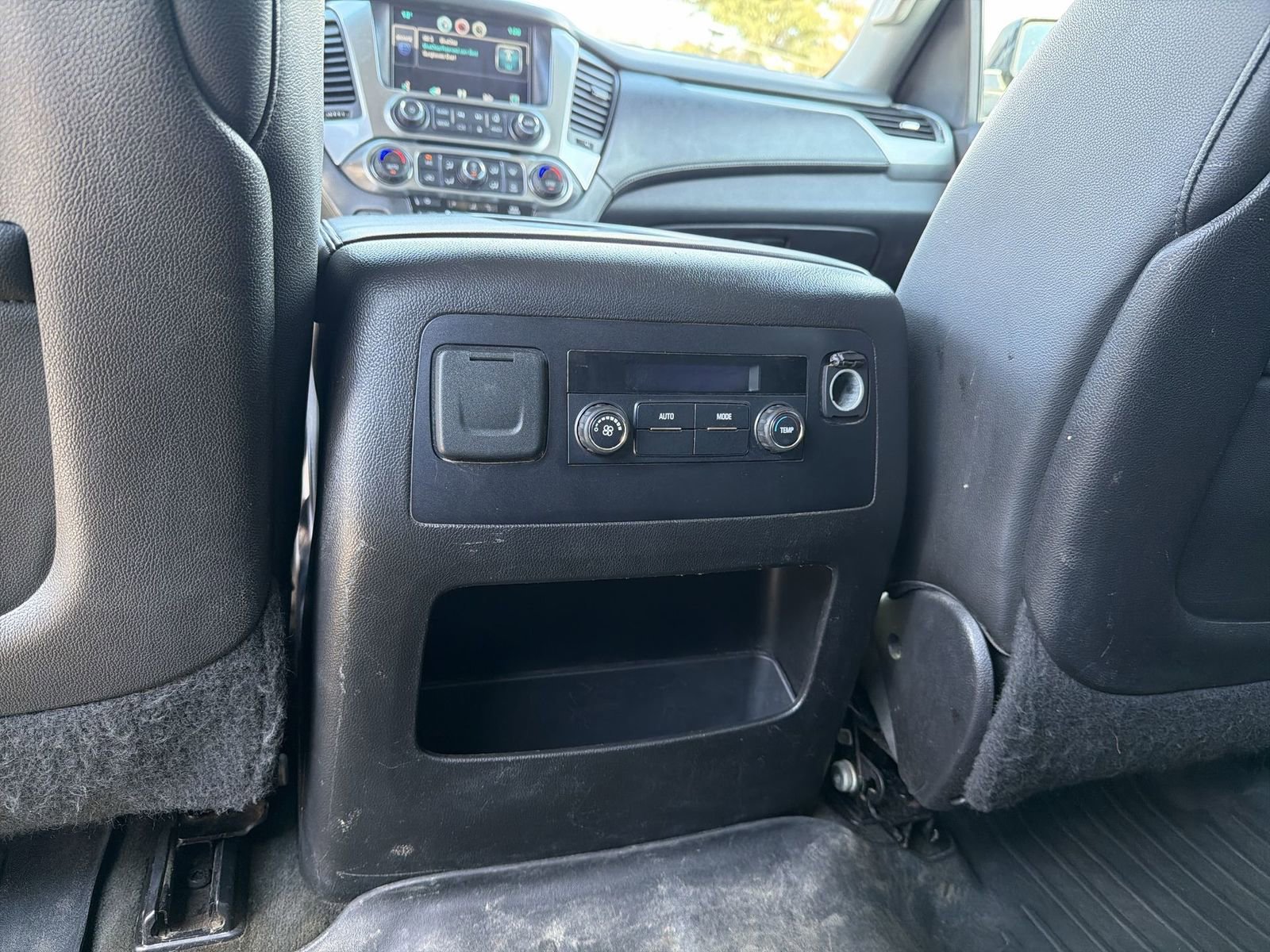 Used 2015 Chevrolet Suburban LT AWD/4WD image 20