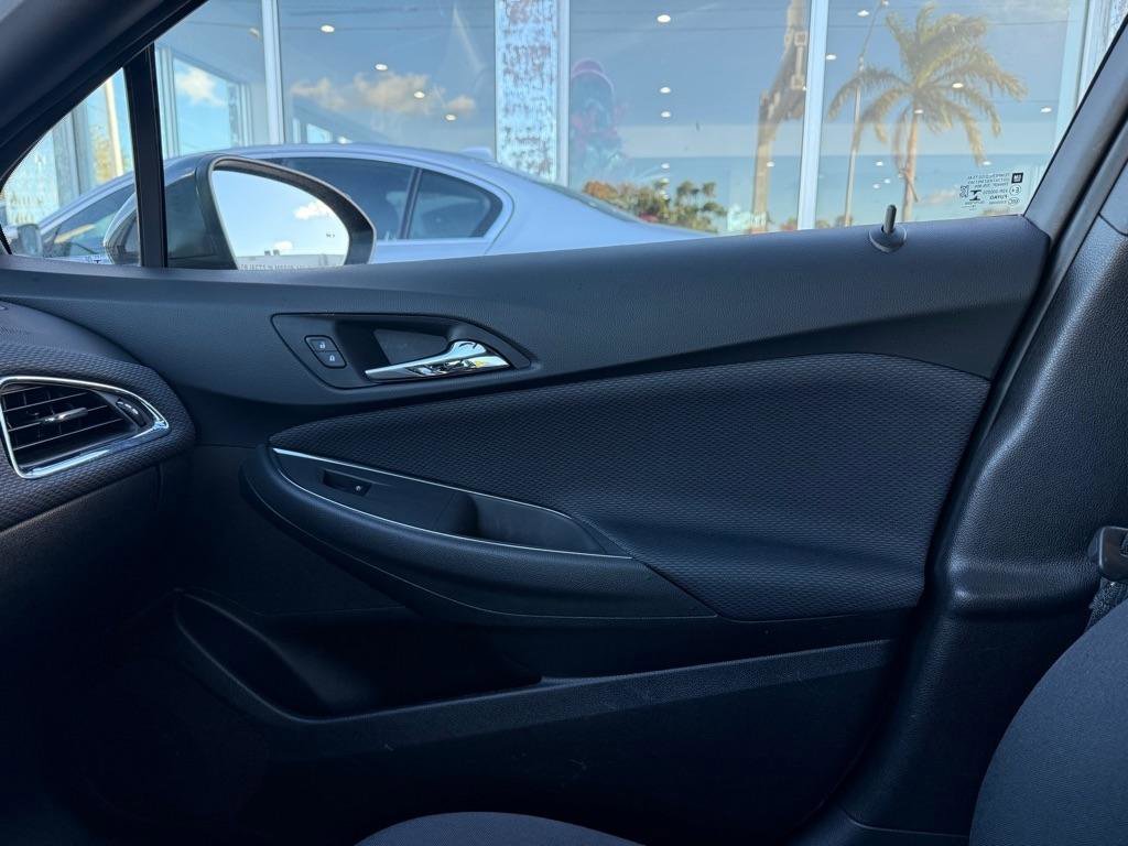 Used 2019 Chevrolet Cruze LT w/ Convenience Package image 36