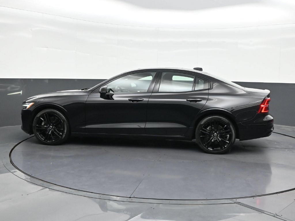 Certified 2024 Volvo S60 B5 Plus FWD image 2