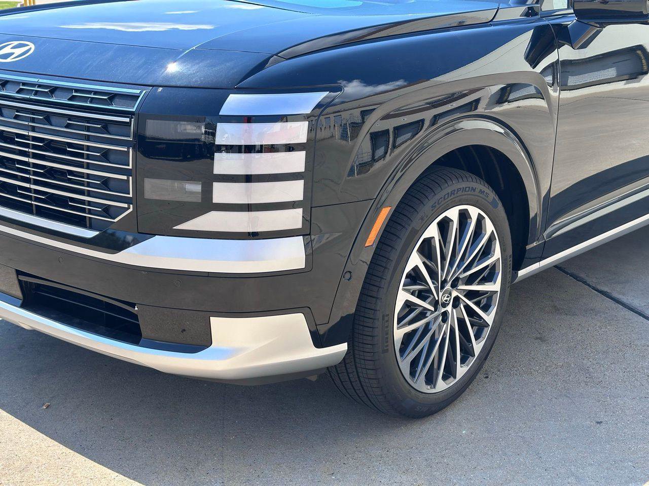 New 2026 Hyundai Palisade Calligraphy image 3