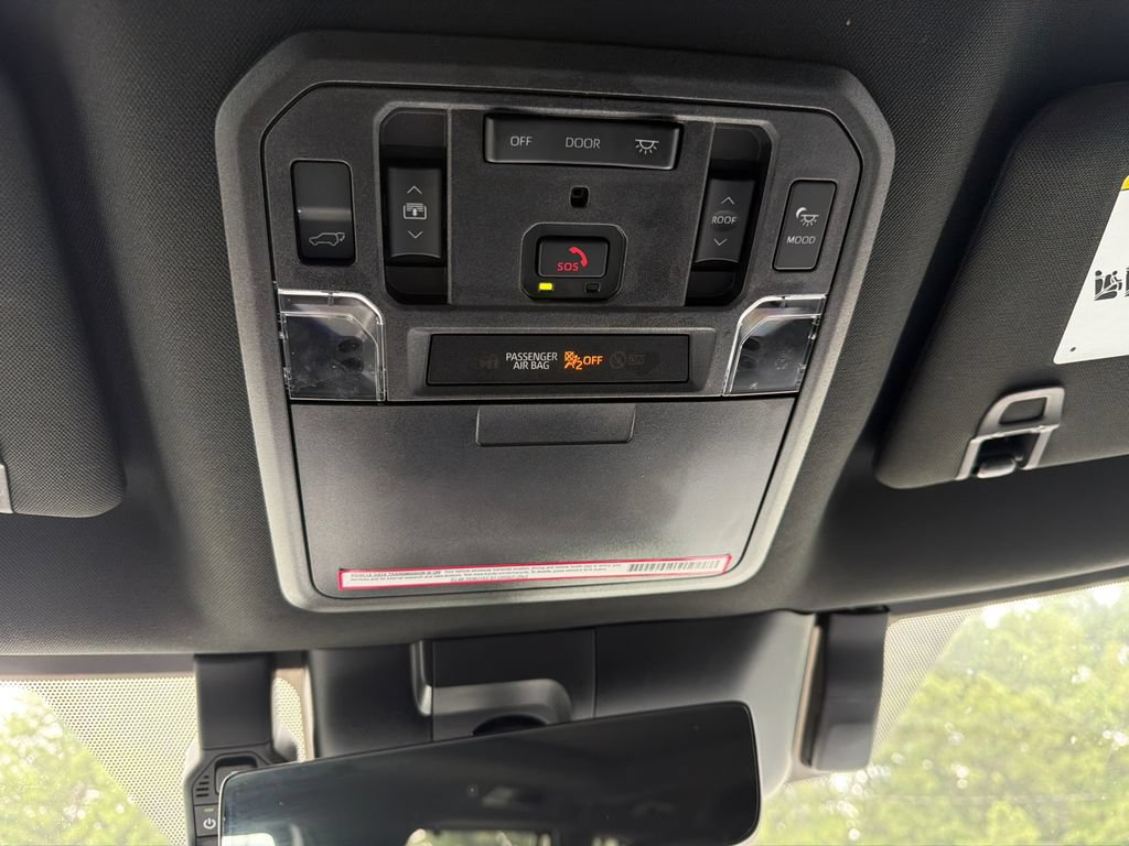 Used 2023 Toyota Sequoia Platinum AWD/4WD image 35