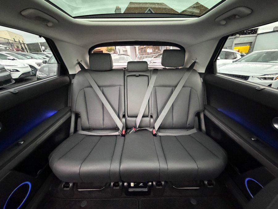 Used 2024 Hyundai Ioniq 5 Limited image 45