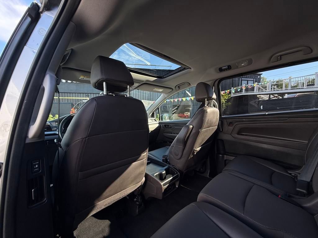 Used 2022 Honda Odyssey EX-L image 16
