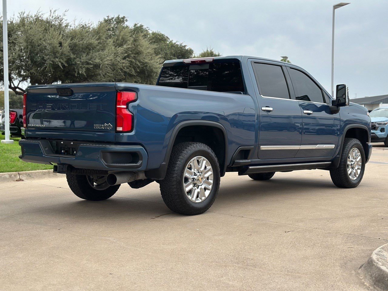 Certified 2025 Chevrolet Silverado 2500 High Country w/ Technology Package image 2