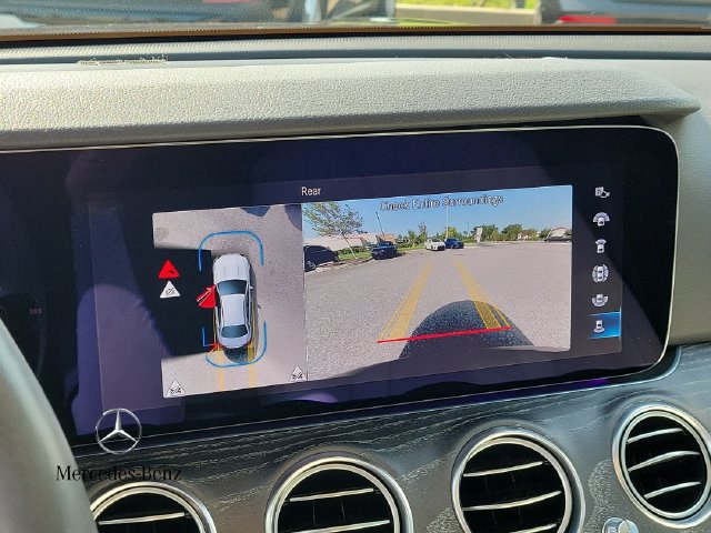 Used 2022 Mercedes-Benz E 350 Sedan w/ Driver Assistance Package image 26