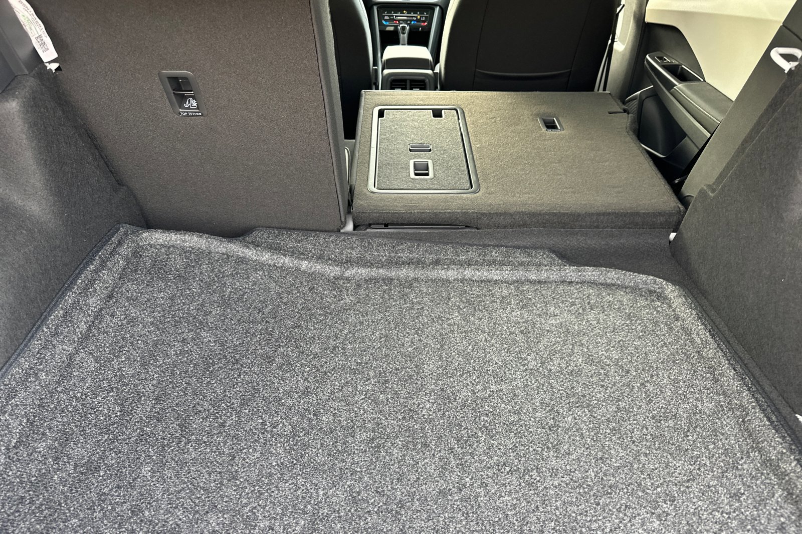 New 2026 Volkswagen Taos SEL image 15