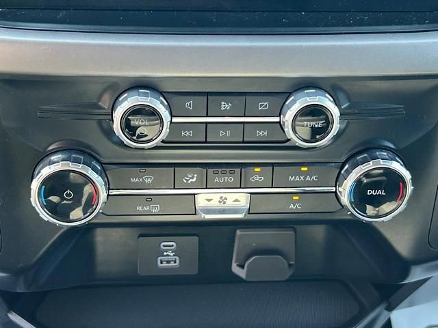 Used 2024 Ford F150 XLT w/ Tow/Haul Package image 33