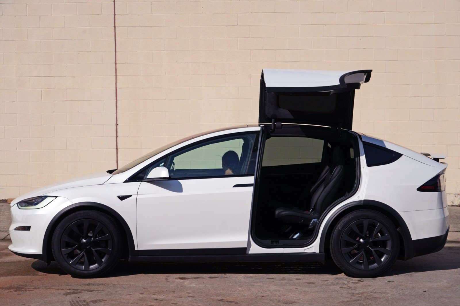 Used 2023 Tesla Model X AWD/4WD image 51
