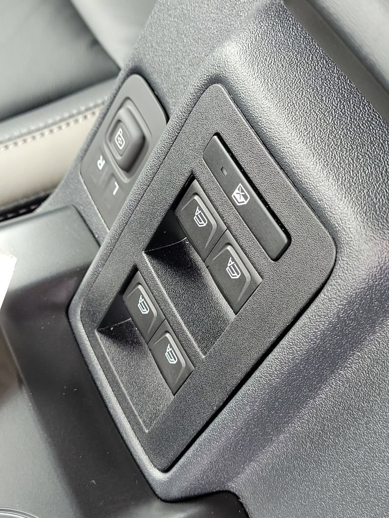 New 2026 Ford Bronco Outer Banks w/ Sasquatch Package AWD/4WD image 27