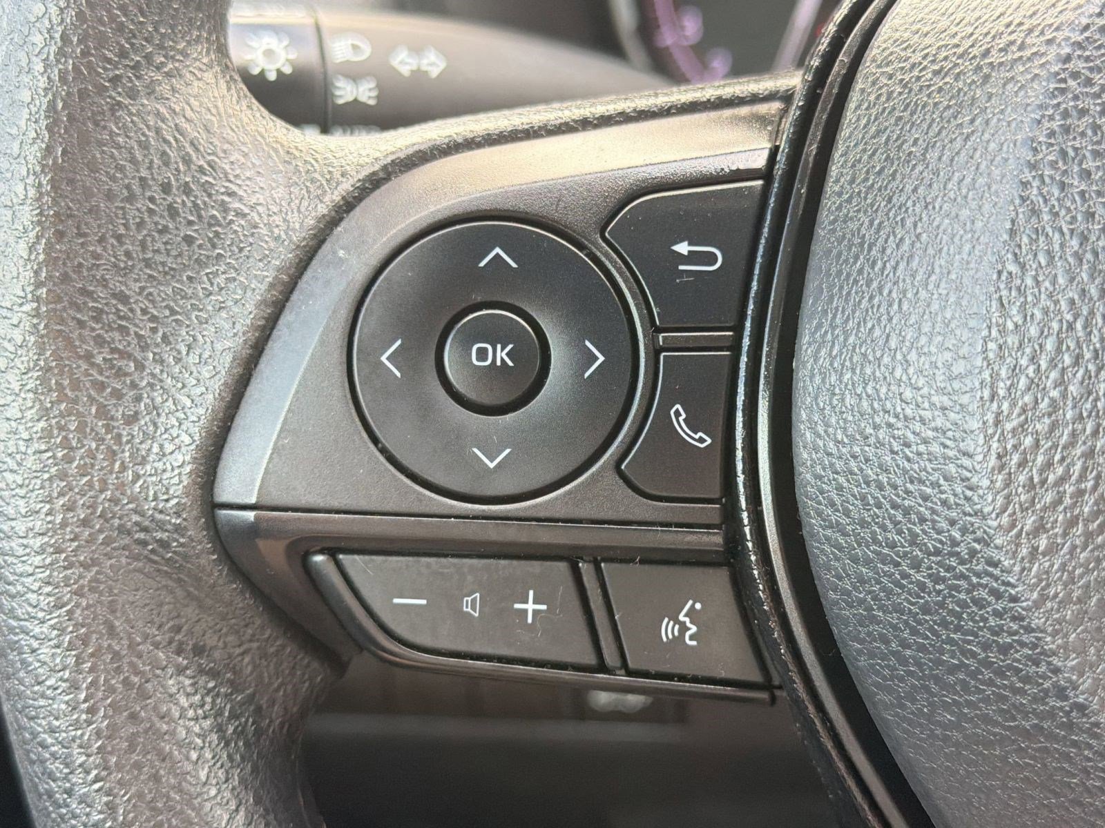 Certified 2023 Toyota RAV4 XLE w/ Convenience Package FWD image 18