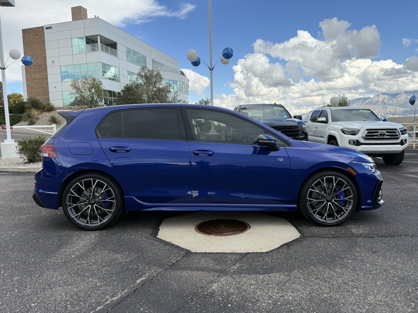 Used 2026 Volkswagen Golf AWD/4WD image 4