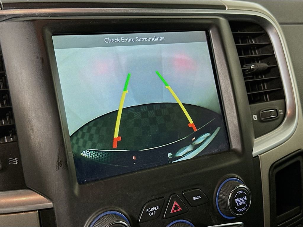 Certified 2019 RAM 1500 Classic SLT w/ Luxury Group image 19