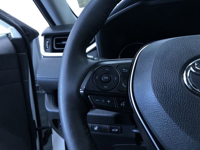 Certified 2023 Toyota RAV4 XLE w/ Convenience Package image 25