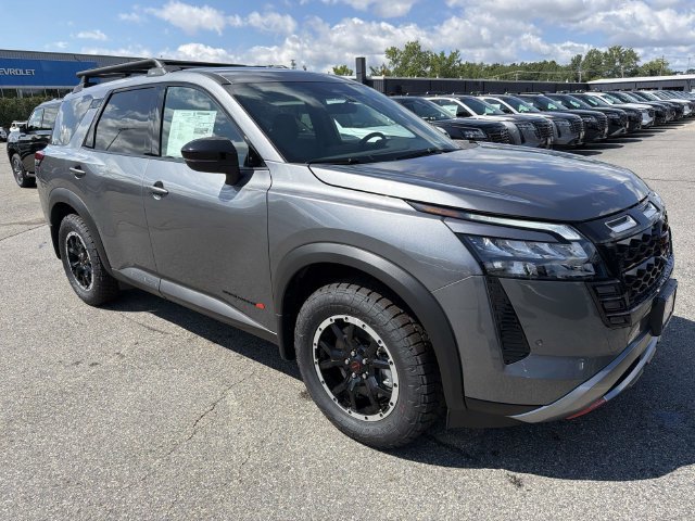 New 2026 Nissan Pathfinder Rock Creek AWD/4WD image 7