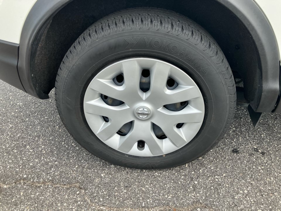 Used 2019 Nissan Rogue Sport S AWD/4WD image 27