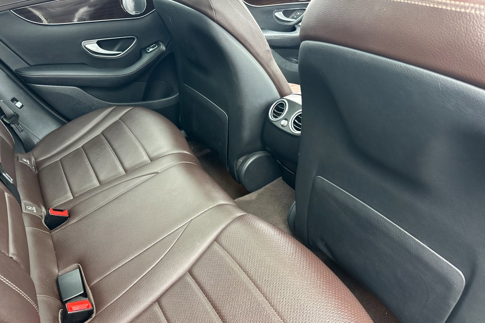 Used 2017 Mercedes-Benz GLC 300 4MATIC image 31