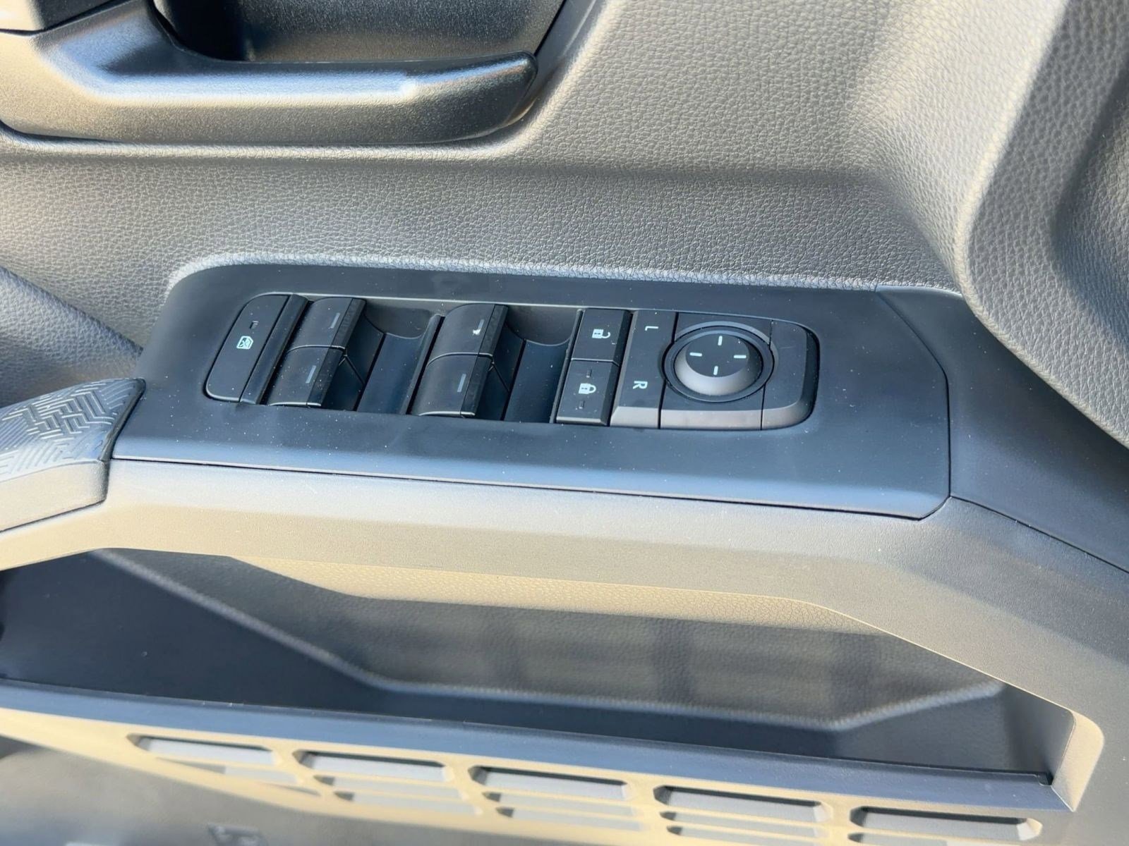 New 2026 Toyota Tacoma SR5 AWD/4WD image 27