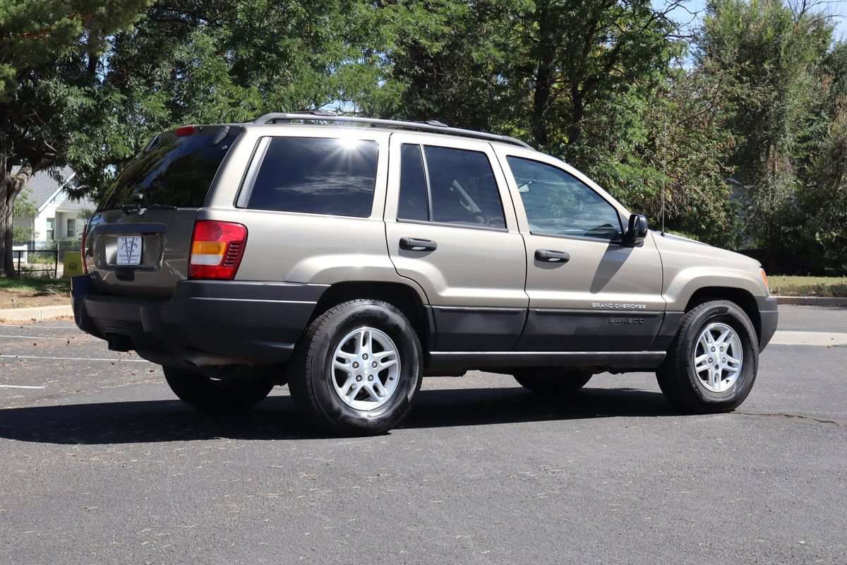 Used 2004 Jeep Grand Cherokee Laredo w/ Convenience Group AWD/4WD image 5