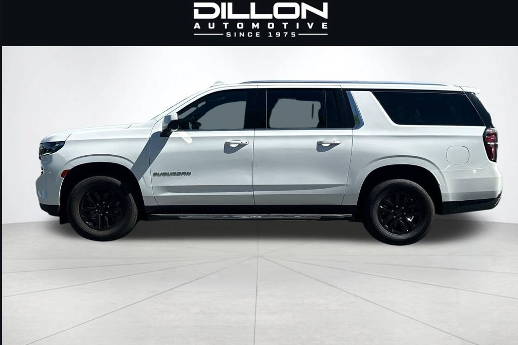 Used 2024 Chevrolet Suburban LT AWD/4WD image 7