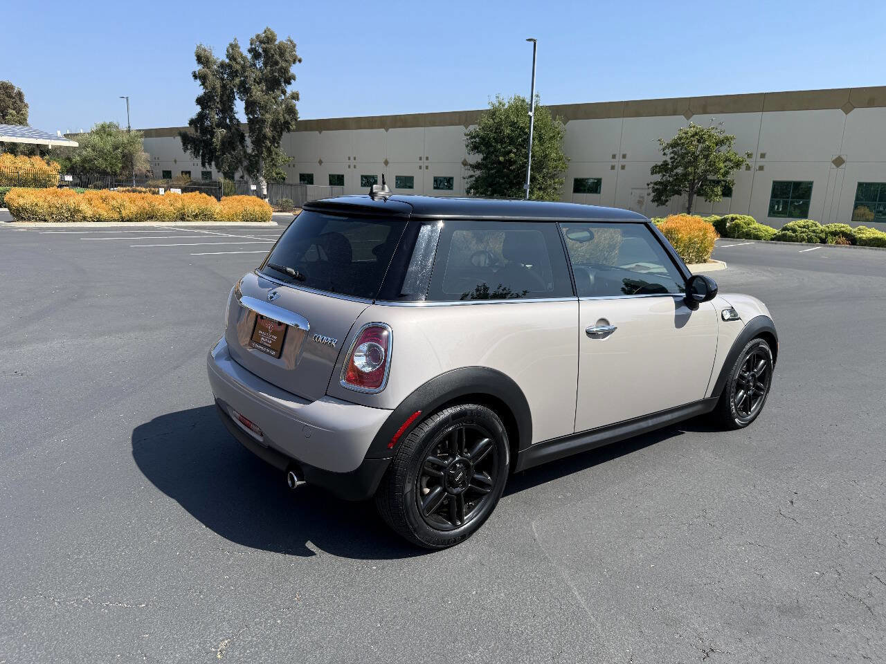 Used 2013 MINI Cooper Hardtop image 3