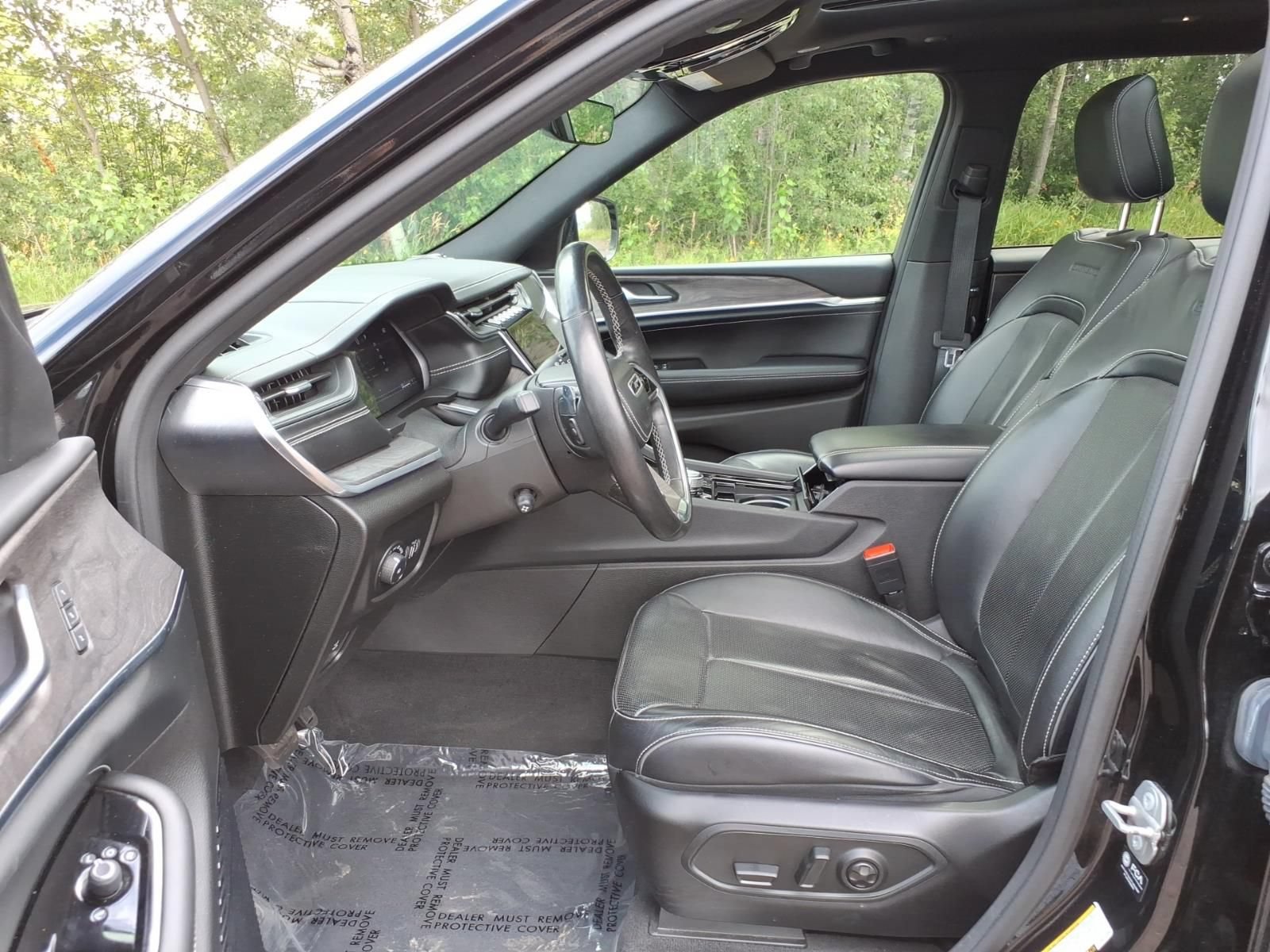 Used 2021 Jeep Grand Cherokee L Overland AWD/4WD image 16
