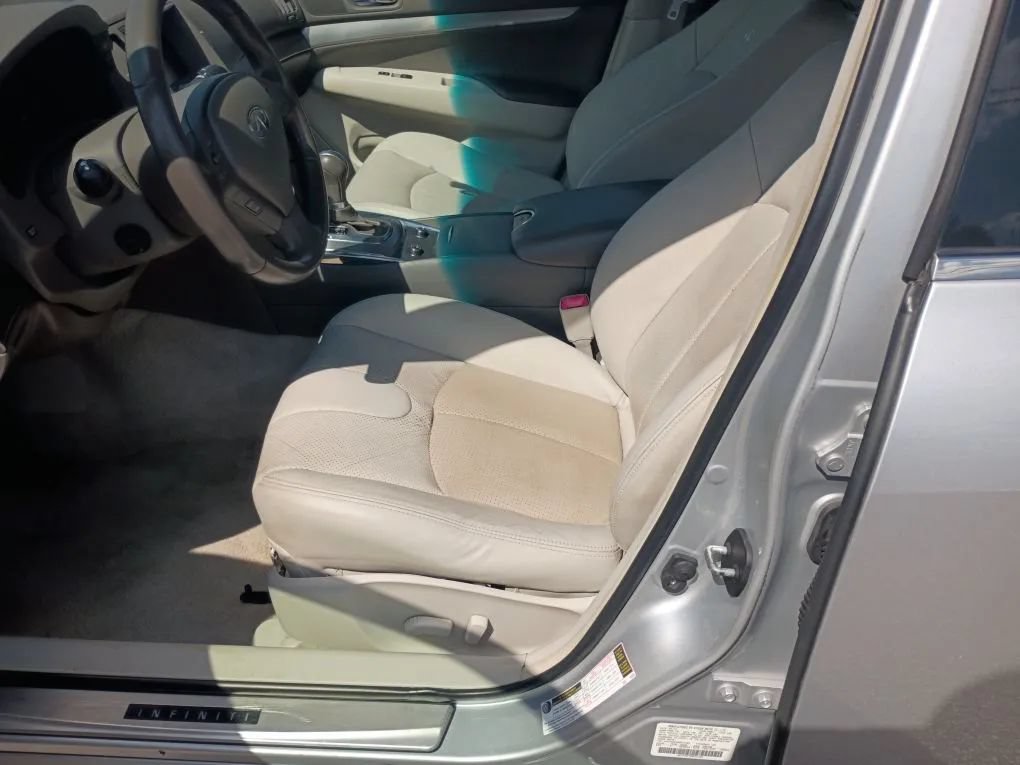 Used 2013 INFINITI G37 Journey w/ Premium Pkg RWD image 9
