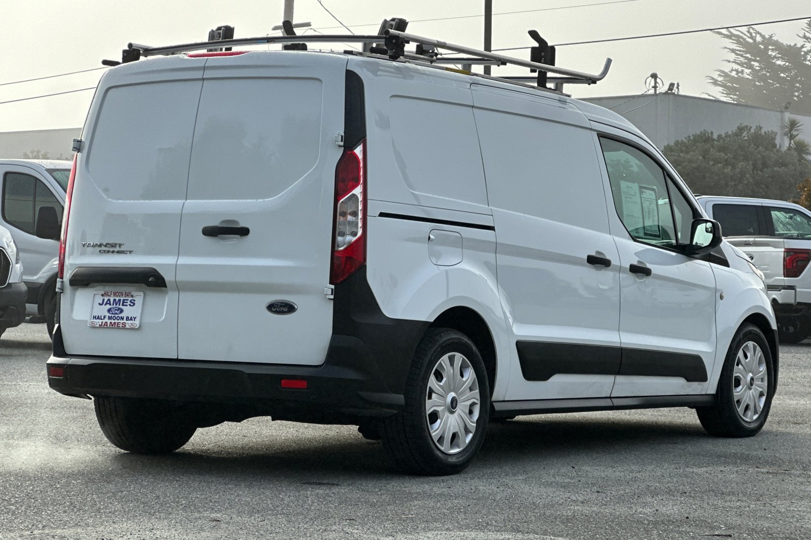 Used 2022 Ford Transit Connect XL FWD image 5