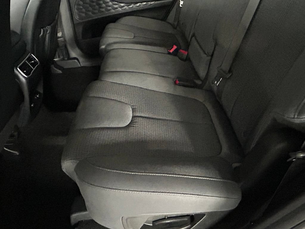 Used 2023 Hyundai Santa Fe SE AWD/4WD image 43