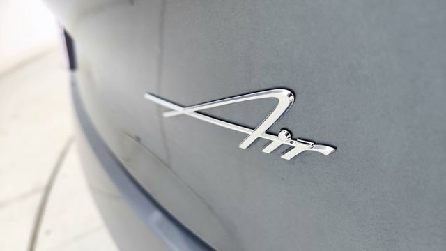 Used 2024 Lucid Air Pure RWD image 17