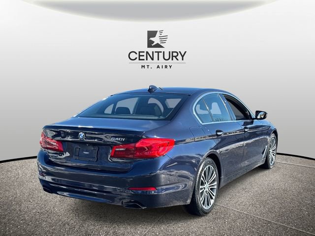Used 2017 BMW 540i xDrive image 2
