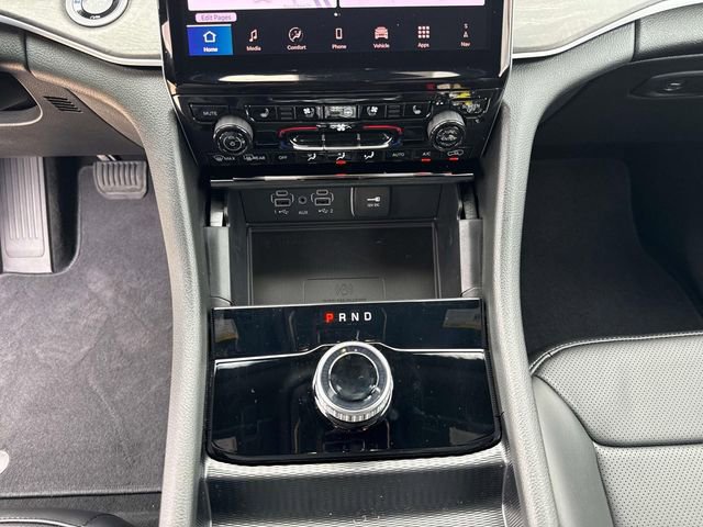 New 2025 Jeep Grand Cherokee L Limited w/ Luxury Tech Group II RWD image 18