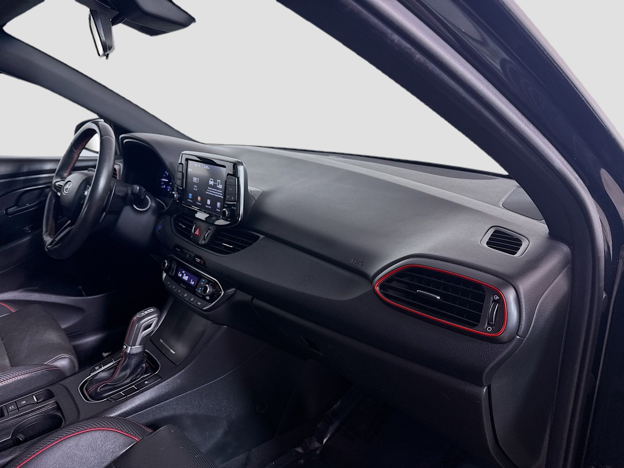 Used 2020 Hyundai Elantra GT N Line image 30