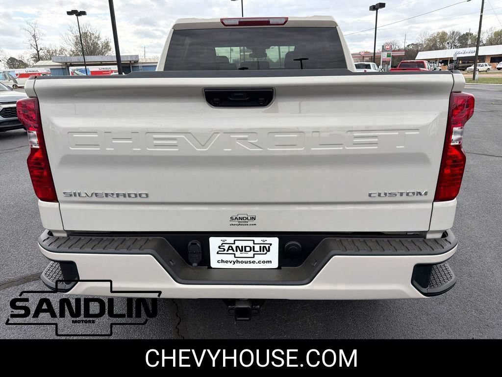 New 2026 Chevrolet Silverado 1500 Custom RWD image 8