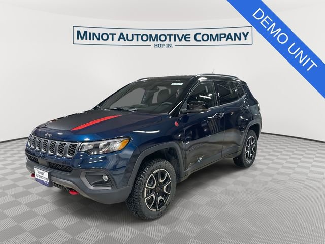 New 2026 Jeep Compass Trailhawk image 4