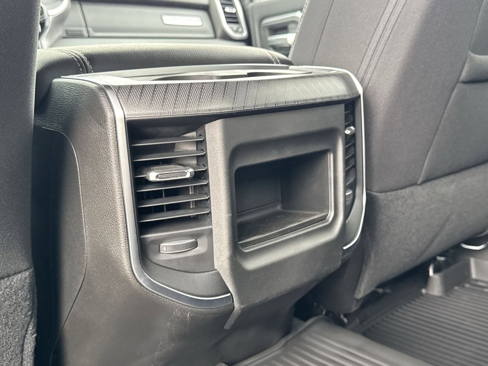 New 2025 RAM 2500 Big Horn AWD/4WD image 30