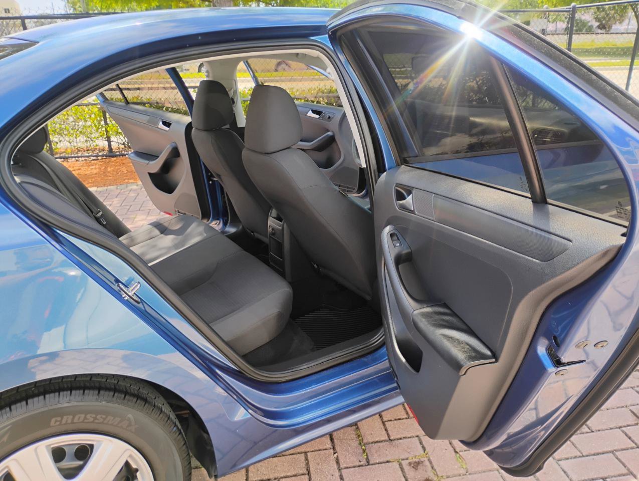 Used 2016 Volkswagen Jetta S FWD image 65