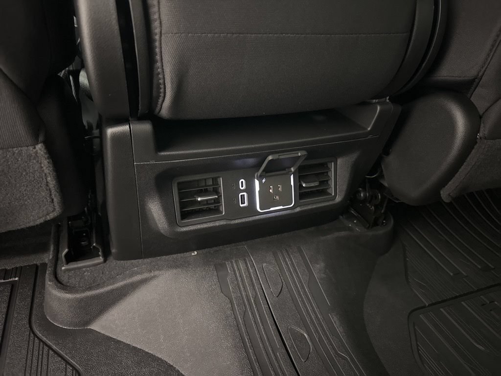 New 2026 GMC Sierra 1500 SLE AWD/4WD image 40
