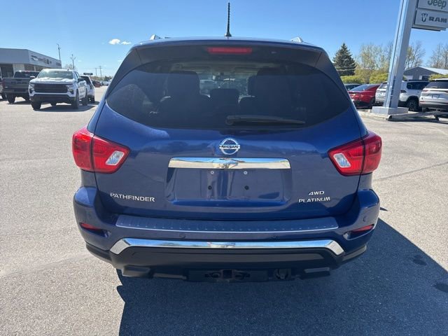 Used 2017 Nissan Pathfinder Platinum AWD/4WD image 3