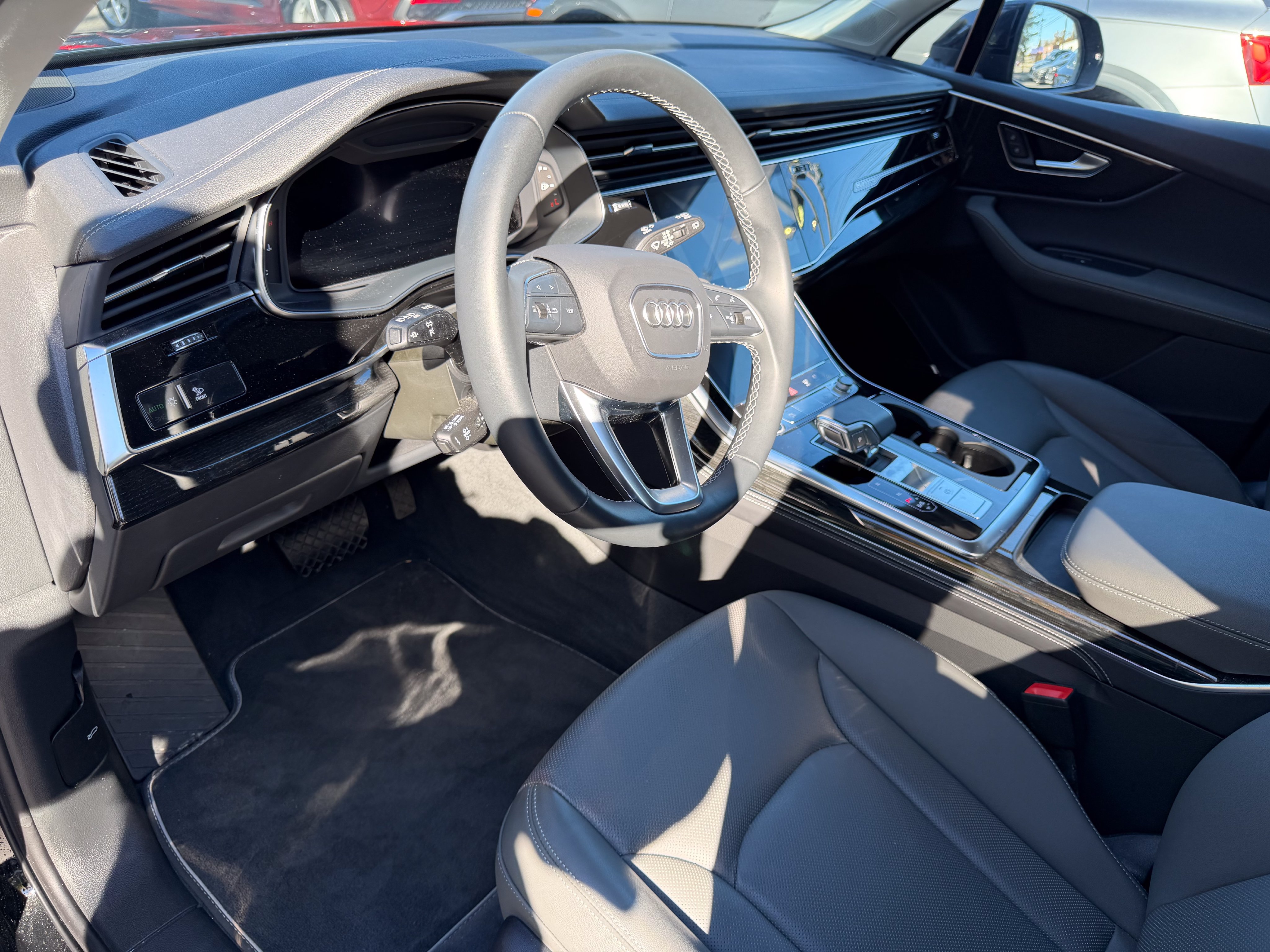 Used 2026 Audi Q7 3.0T Premium Plus w/ Premium Plus Package AWD/4WD image 15