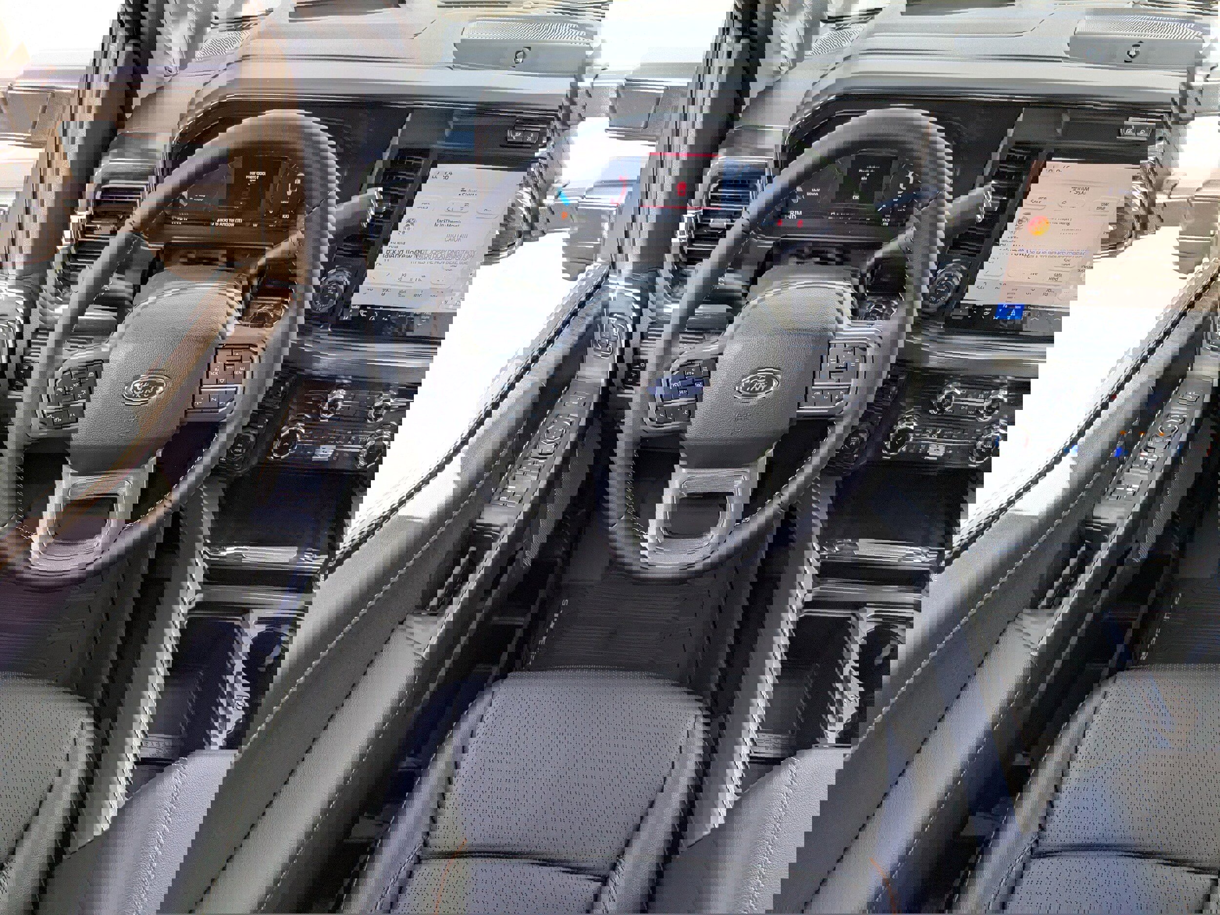 New 2025 Ford F250 Lariat w/ Lariat Ultimate Package image 15