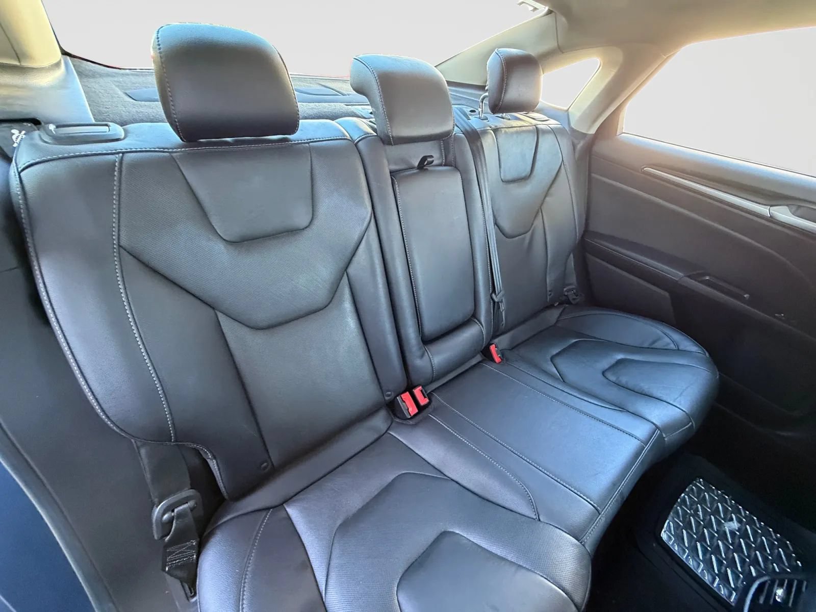 Used 2019 Ford Fusion Titanium FWD image 18