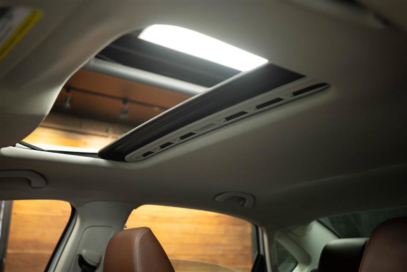 Used 2020 Volkswagen Passat 2.0T SEL image 30