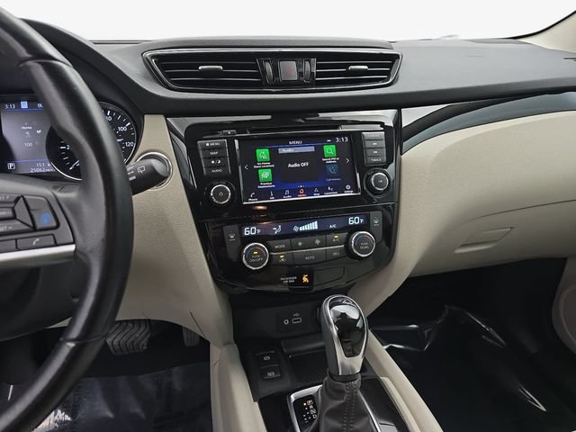 Used 2022 Nissan Rogue Sport SL w/ Premium Package FWD image 20