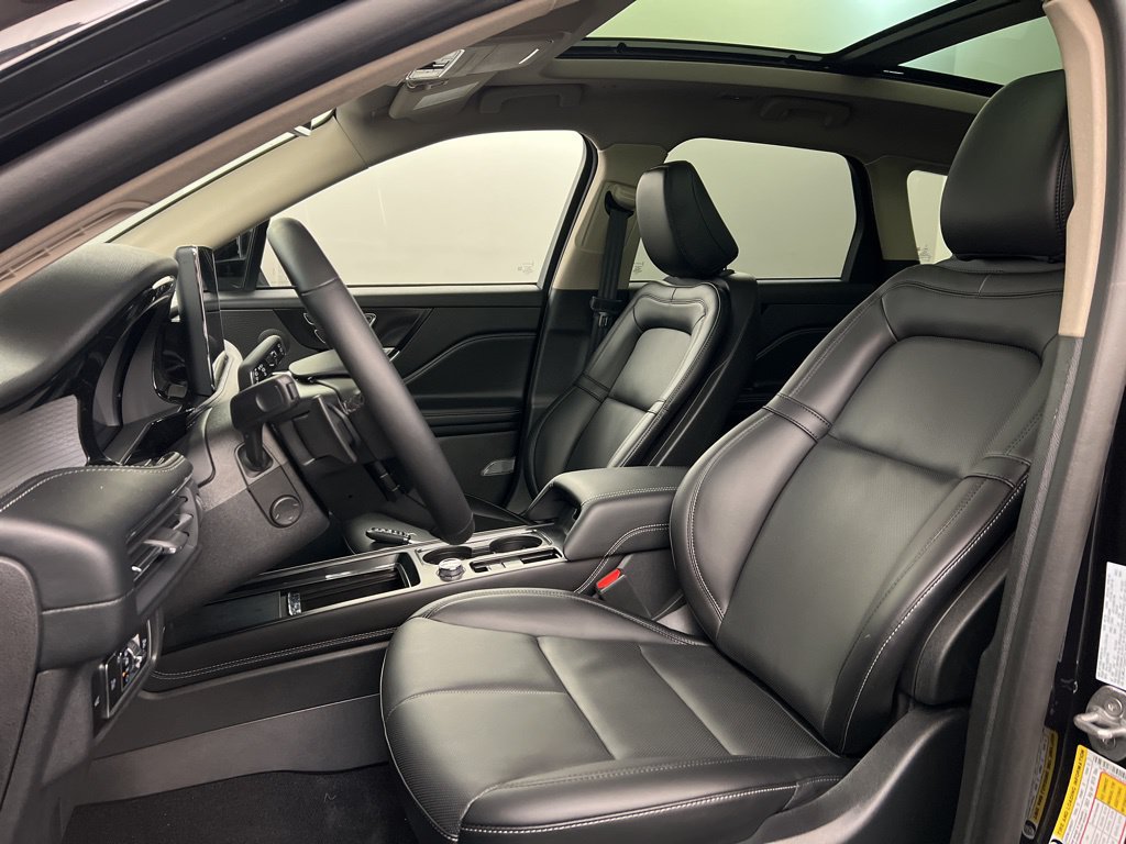 Used 2026 Lincoln Corsair Premiere AWD/4WD image 27