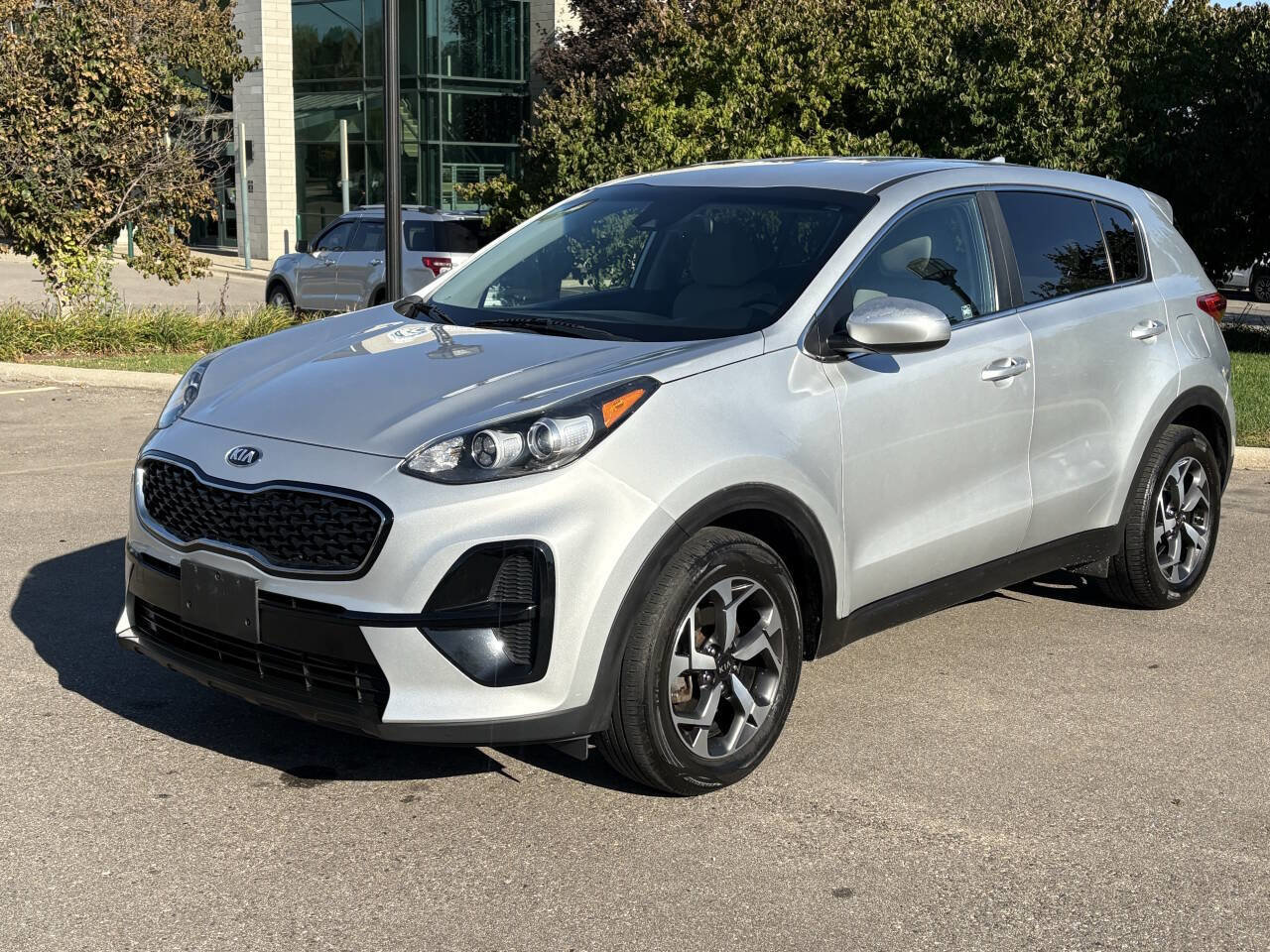 Used 2020 Kia Sportage LX image 1